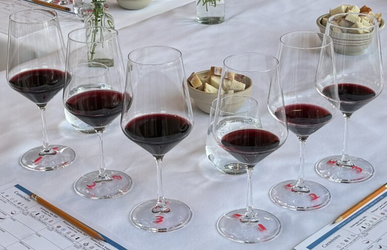 Vintage Vinos