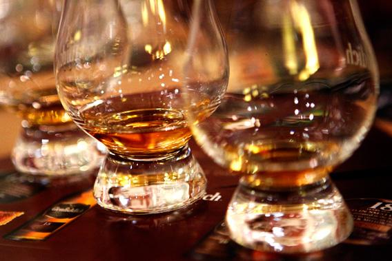 Wee Drammers – Drams #208 and #209